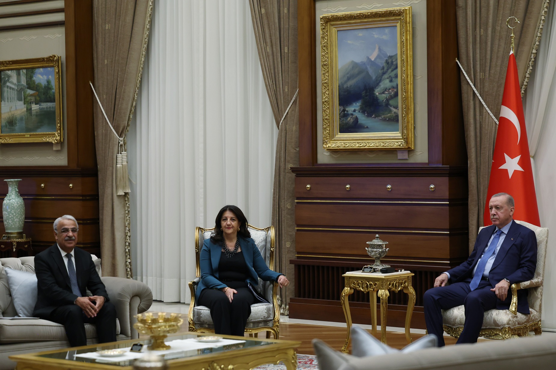هیئت امرالی با رجب طیب اردوغان، رئیس جمهور ترکیه دیدار کرد، عکس: AA