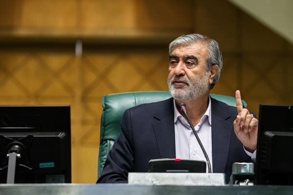 ابراهیم عزیزی رئیس کمیسیون امنیت ملی و سیاست خارجی مجلس شورای اسلامی ایران 