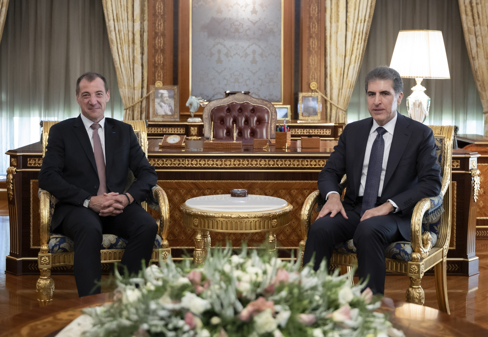 نچیروان بارزانی، رئیس اقلیم کوردستان، در ۲۱ ژوئیه ۲۰۲۶ با یان بریم، کنسول فرانسه که در حال ترک این سمت است، در اربیل دیدار کرد. عکس: ریاست اقلیم کوردستان